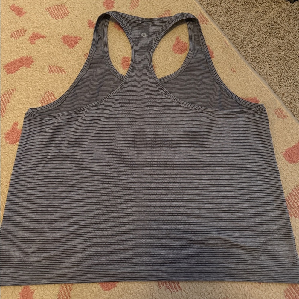 Grey lululemon swiftly tech rb tank 2.0 race - Picture 2 of 3